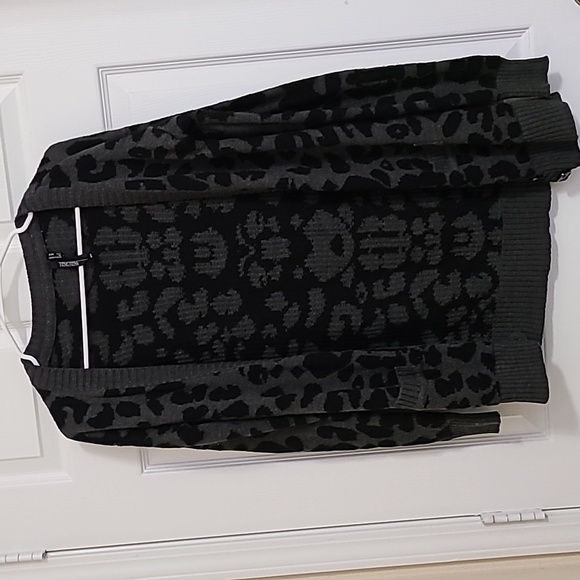 Razzle Dazzle Sweaters - Half Button-down Cardigan